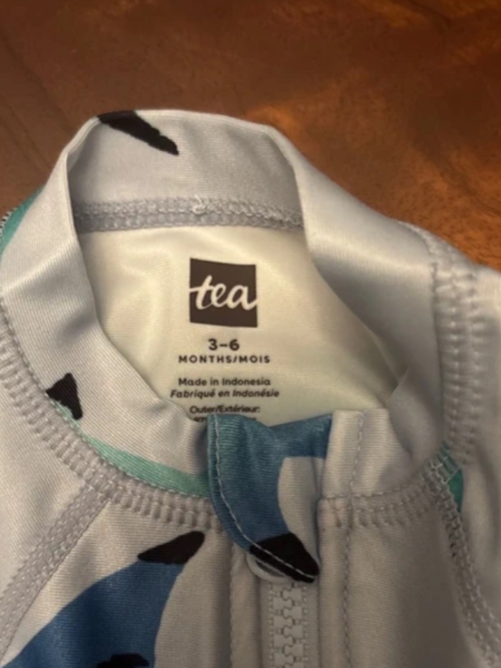 Tea Collection Shark Rashguard Swim - Picture 3 of 3